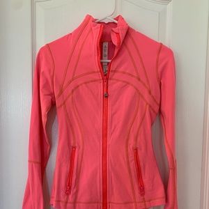 Lululemon coral jacket. Size 4 great condition.